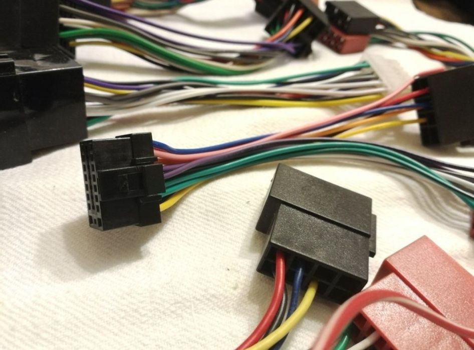 Евро букси за авто Radio cd usb (alpine pioneer jvc kenwood Sony)