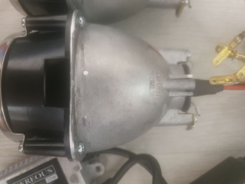 Линза с ксеноном  и led лампы h7