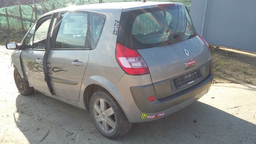 Рено меган сценик 1,5 дци. Renault Megane Scenic 1,5 dci. На части.