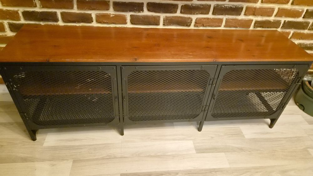 Comoda  T.V. IKEA