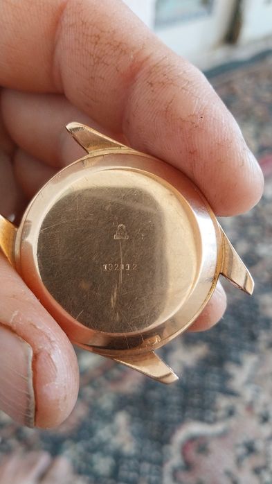 Qadimgi Sssr soati toza tillo