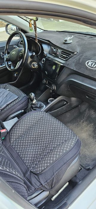 Продаётся автомобиль KIA RIO