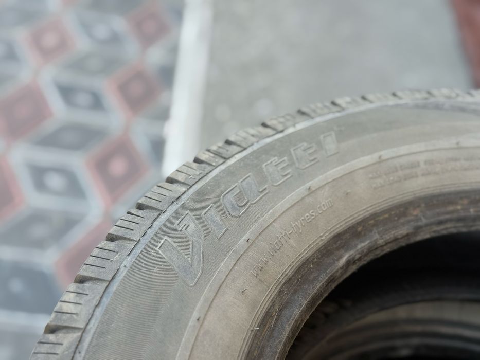 Резина липучка 185/75 R16
