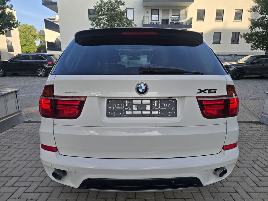 BMW X5 3.0Xdrive/An2011Euro5/Pachet Sport -Panorama/Alb-Alpine/Soft-Close/Camera-360*/Portbagaj Electric/Scaune seria7/NerulatRo-RecentAdus /Bijuterie