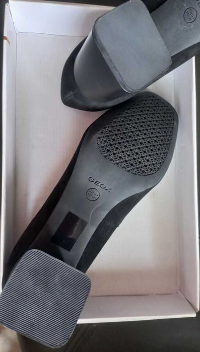 Дамски Обувки GEOX номер 38