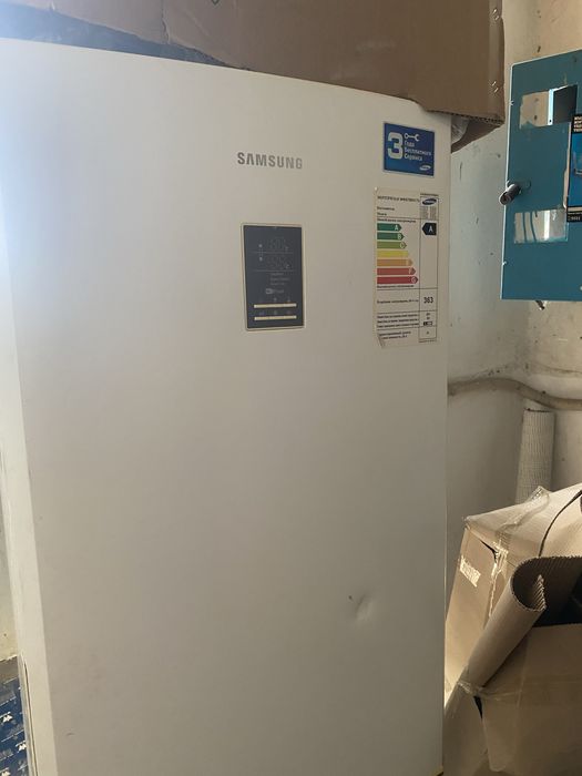 Продам холодильник Samsung