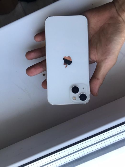 Продам айфон 13 256гб