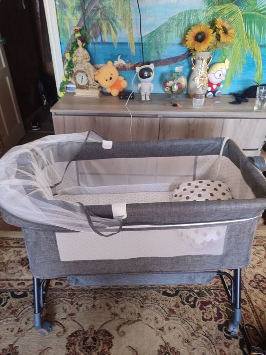 Продам детскую кроватку