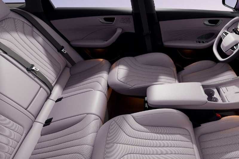 Roewe M7 naxt va halol nasiyaga