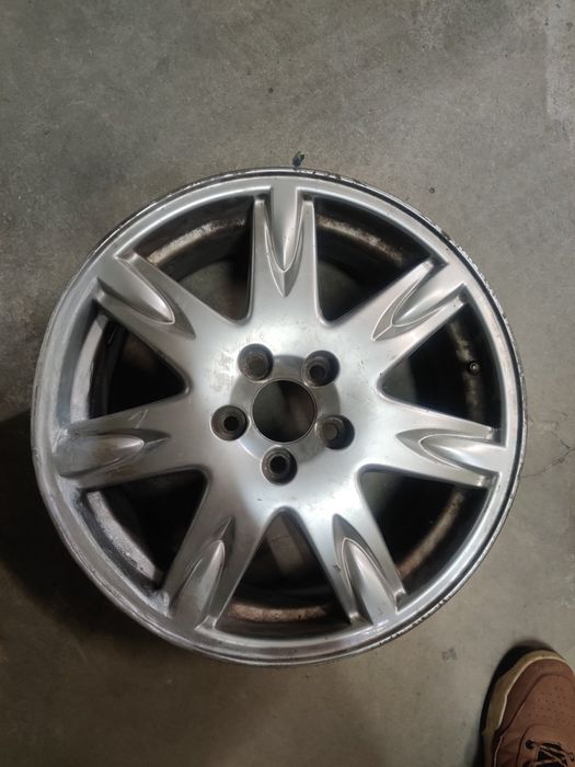 Алуминиеви джанти за Волво 7,5J x17 x 49