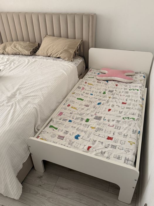 Кровать детакая ,подростковая