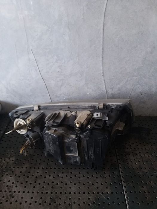 Far stanga skoda fabia 1 6y 206230b