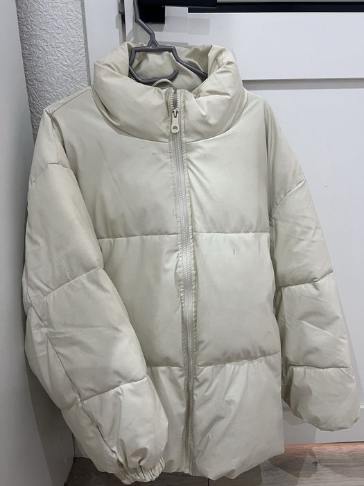 Куртки женские продам