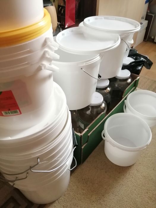 Vind borcane 4250ml găleți10l-5l-2.5l plastic alimentare