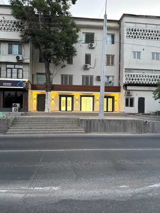 Продаётся коммерческое  помещение 144м2 в Яаккасарайском районе