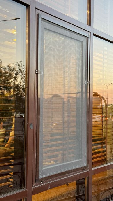 Маскитная сетка. москитные сетки Решетки 2в1 от выпадения защита