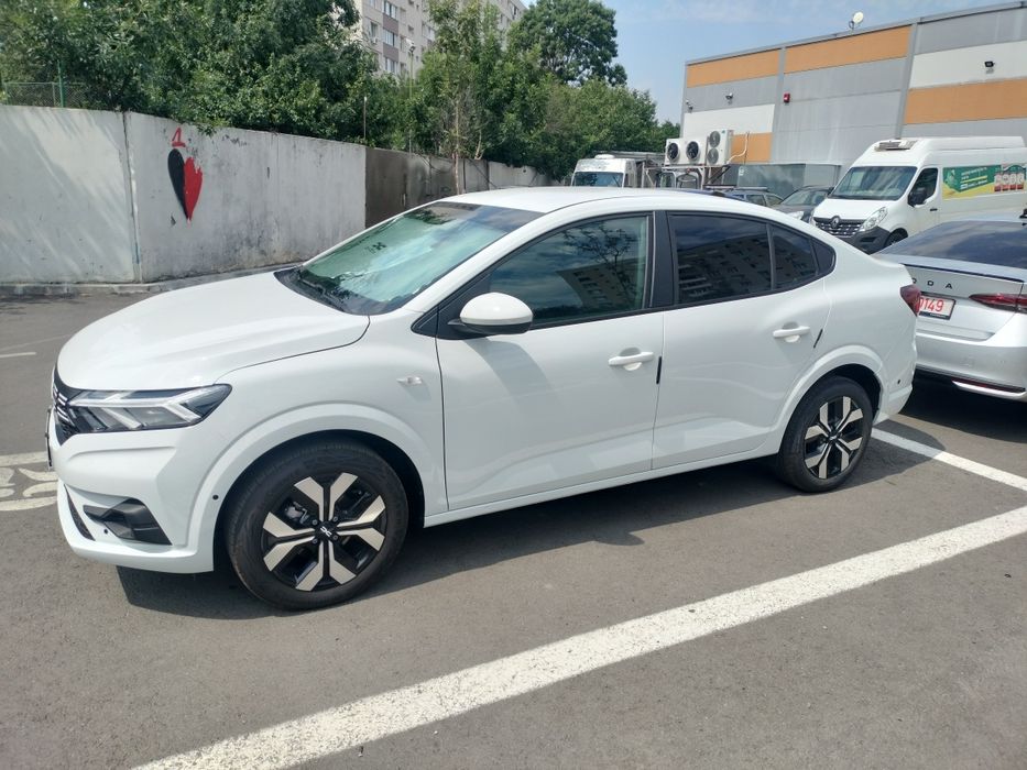 Dacia Logan Journey 2025