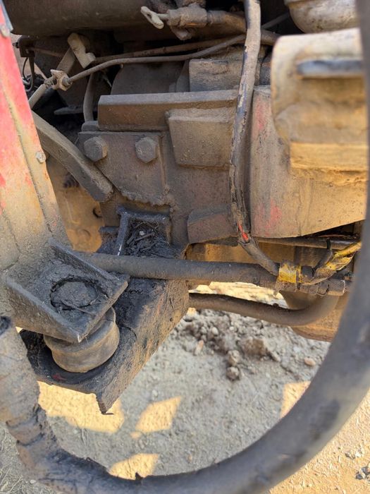 Incarcator frontal tractor u445