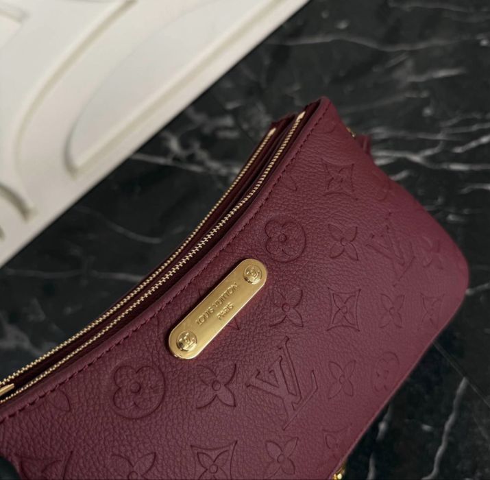 Louis Vuitton Liv Pochette