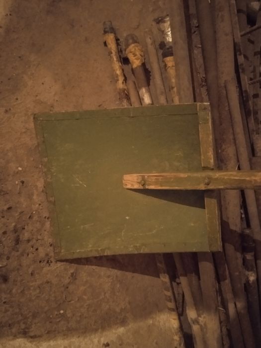 Деревянная для снега