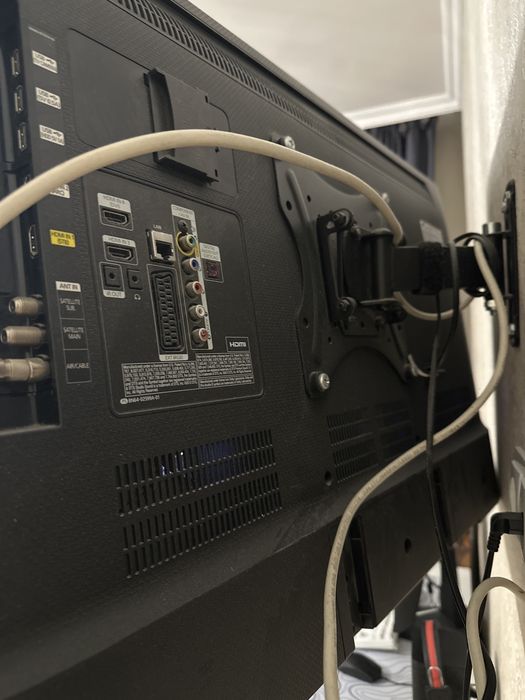 Продам телевизор самсунг