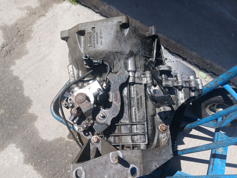 Cutie viteze ford transit 2.2 hdi 5 sau 6 trepte euro 4