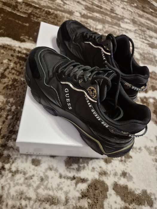 Дамски сникърси Guess