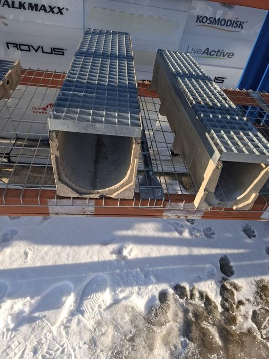 Oferind spre vânzare rigolă de beton industrială la super preț