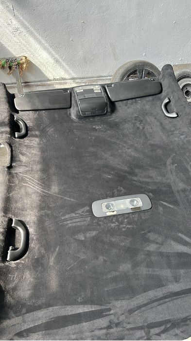 Retapitare plafon/fete de usi/volan, lumini ambientale/stelute