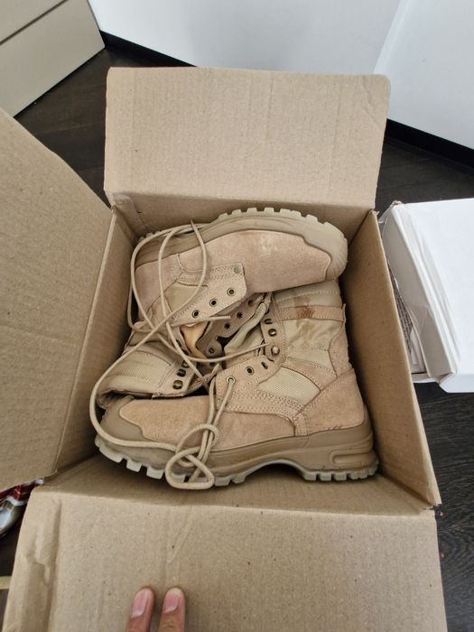 Берцы новые бежевые