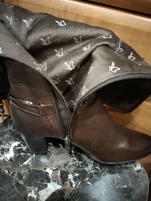 Продам сапоги женские