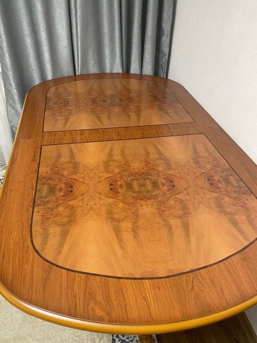 Деревянный стол б/у