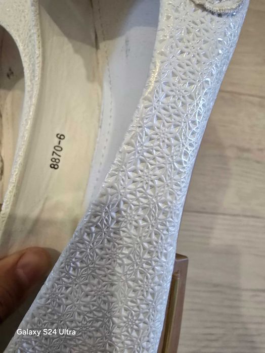 Свадебные балетки белые