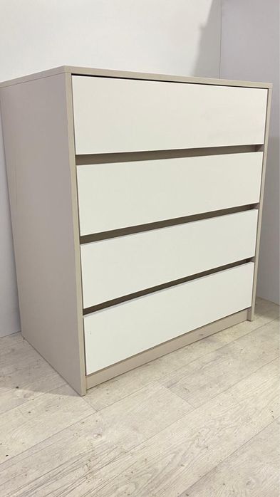 Камот,тумбочки для дома