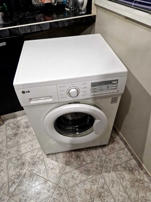 Пералня LG предно зареждане