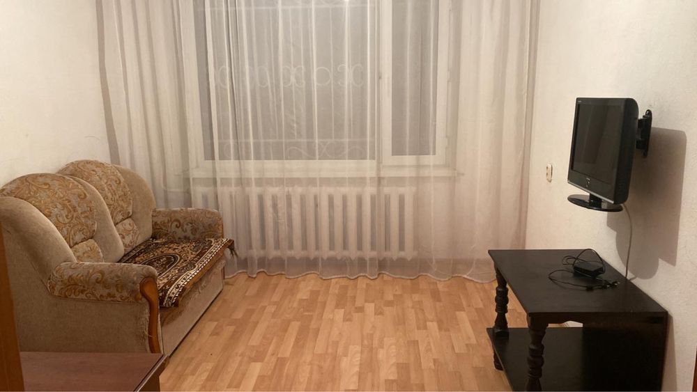 Сдам 4-х компантную квартиру