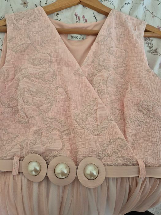 Рокля за официален повод