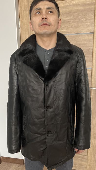 Продам мужскую дубленку