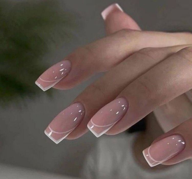 Unghii la preț de Chilipir