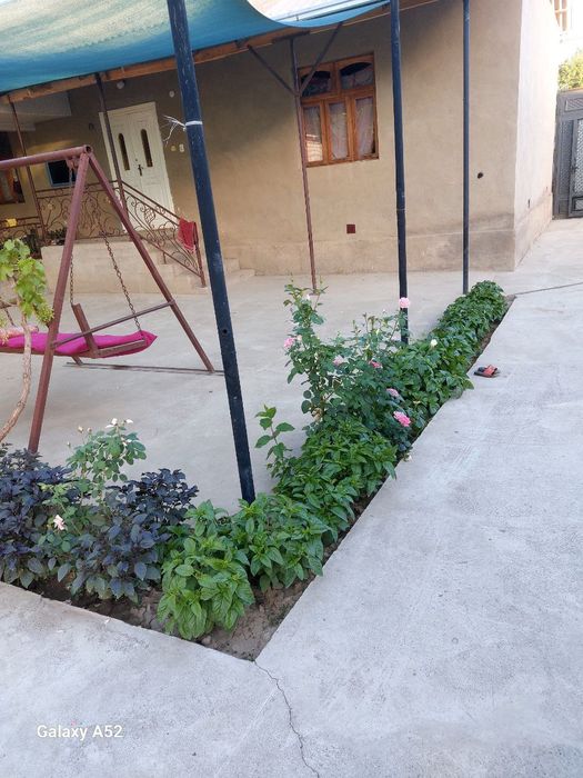 Uy sotiladi 4 xonali + oshxona 17 sotiq