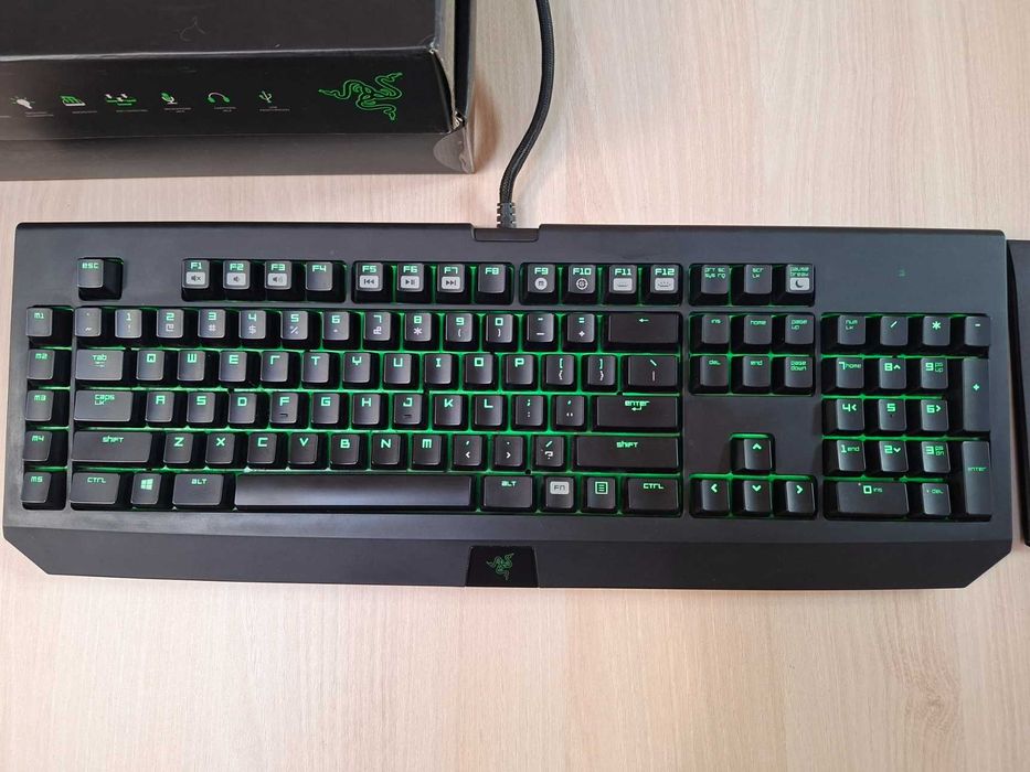 Razer Blackwidow Ultimate клавиатура