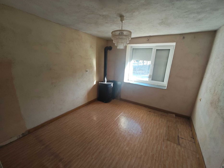 Продава се Къща в с. Црънча, Област Пазарджик - 67 кв.м за 761 €/кв.м - Снимка #15