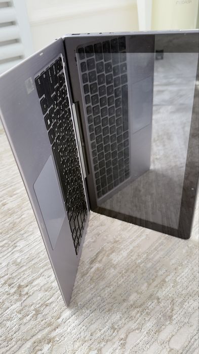 Noutbook Asus transformer book