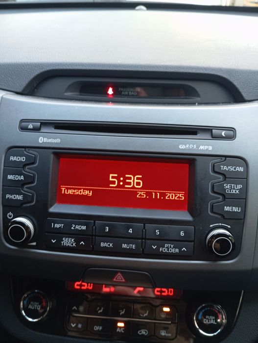 Оригинално радио за Kia Sportage 2015 г.