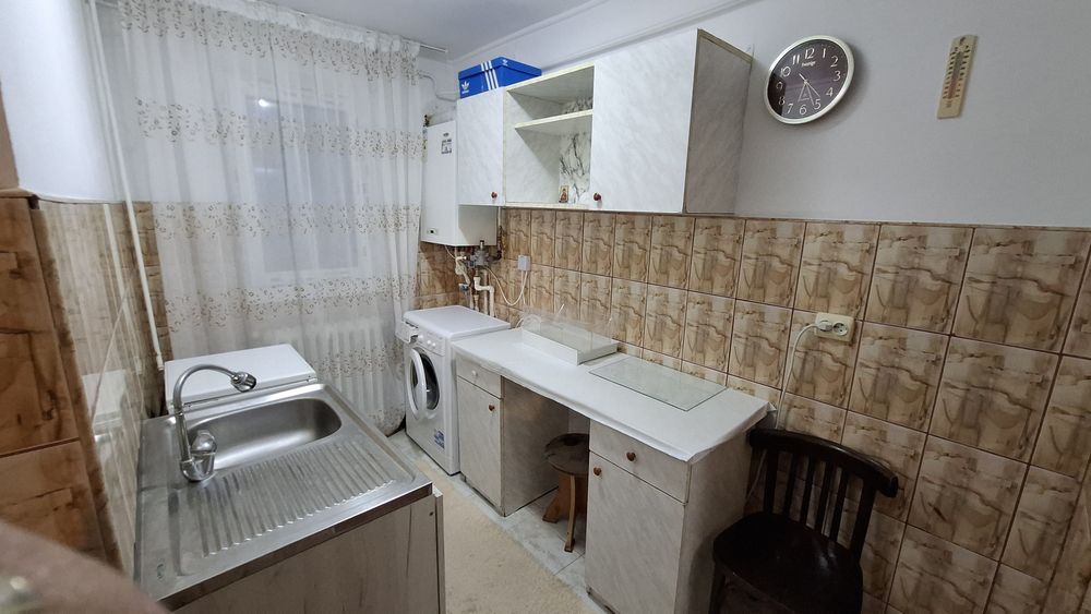 Ofer spre inchiriere apartament 2 camere, Vaslui, centru