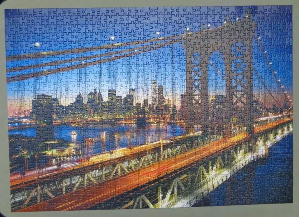 Светещ в тъмното пъзел 1000 части