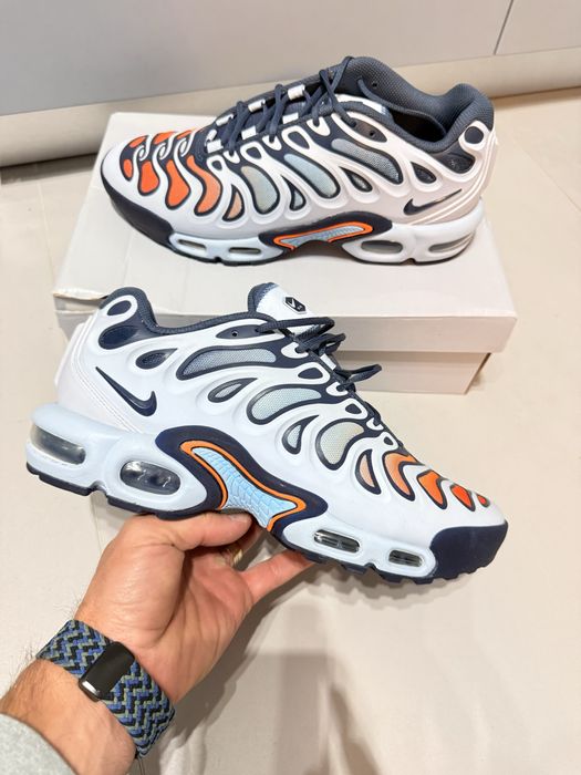 Nike Air Max Plus Drift Football Grey