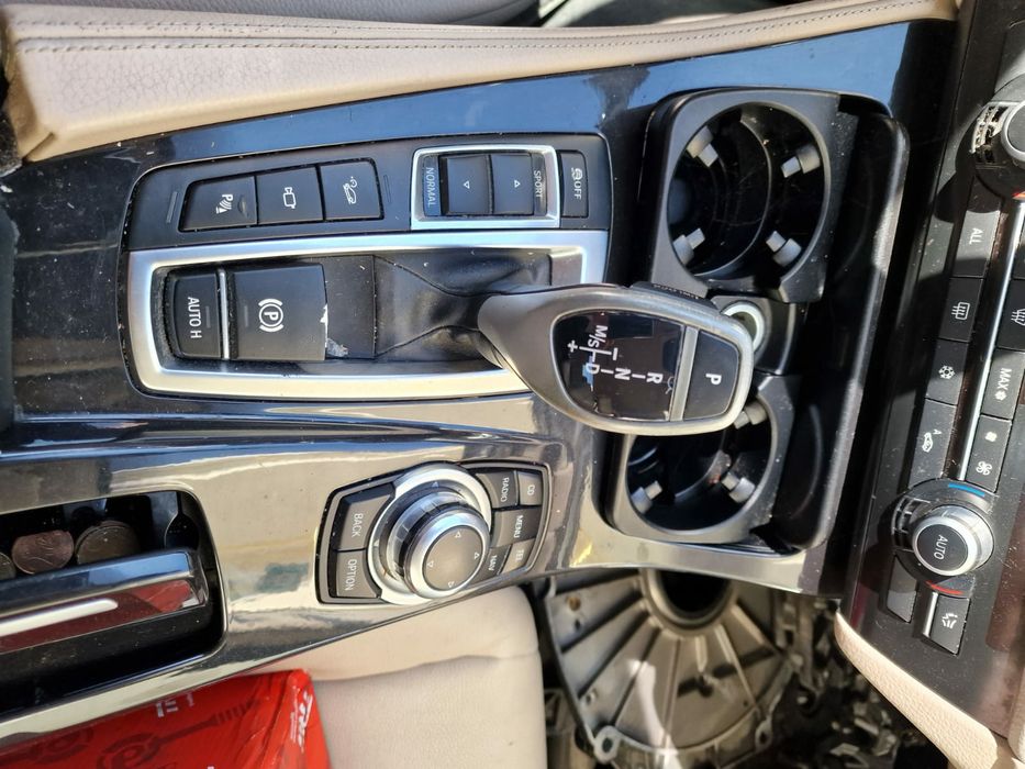 Bmw F10 530xd 2011г на части