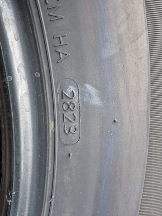 Продам шину 265/65-17