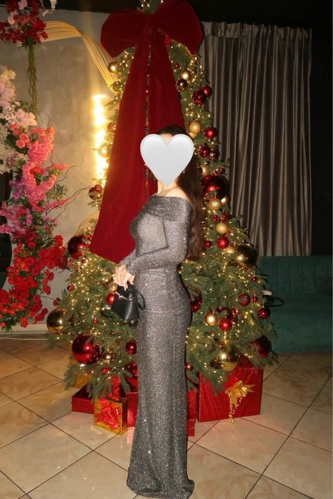 Платье вечернее блестящее